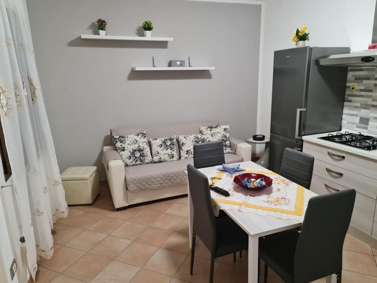 Holiday Olbia Appartamento A Due Passi Dal Lungomare E Centro Citta Exterior photo